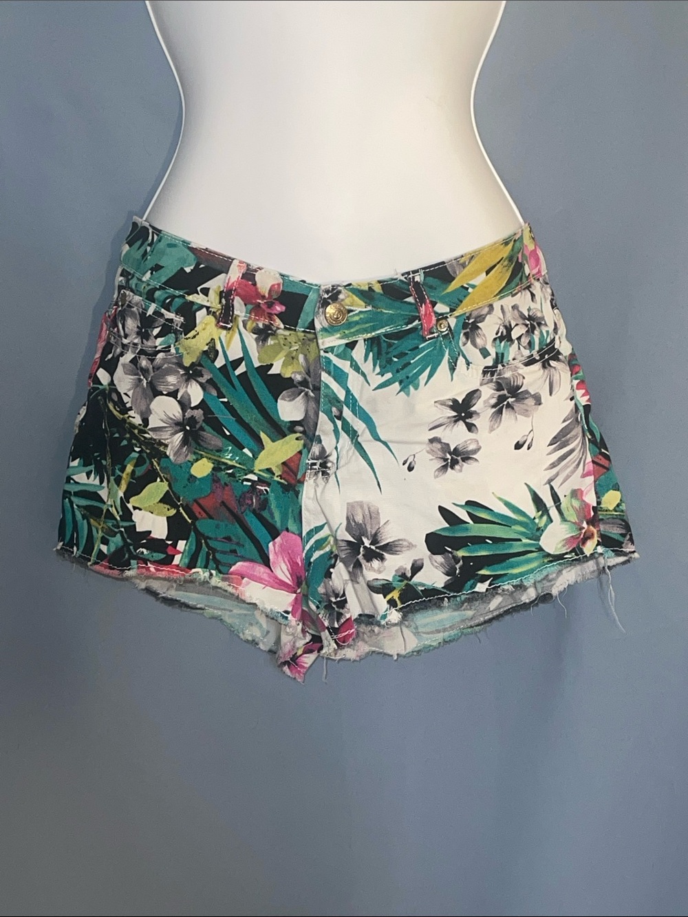 Nicki Minaj Tropical Floral Denim Shorts - White/Green/Pink